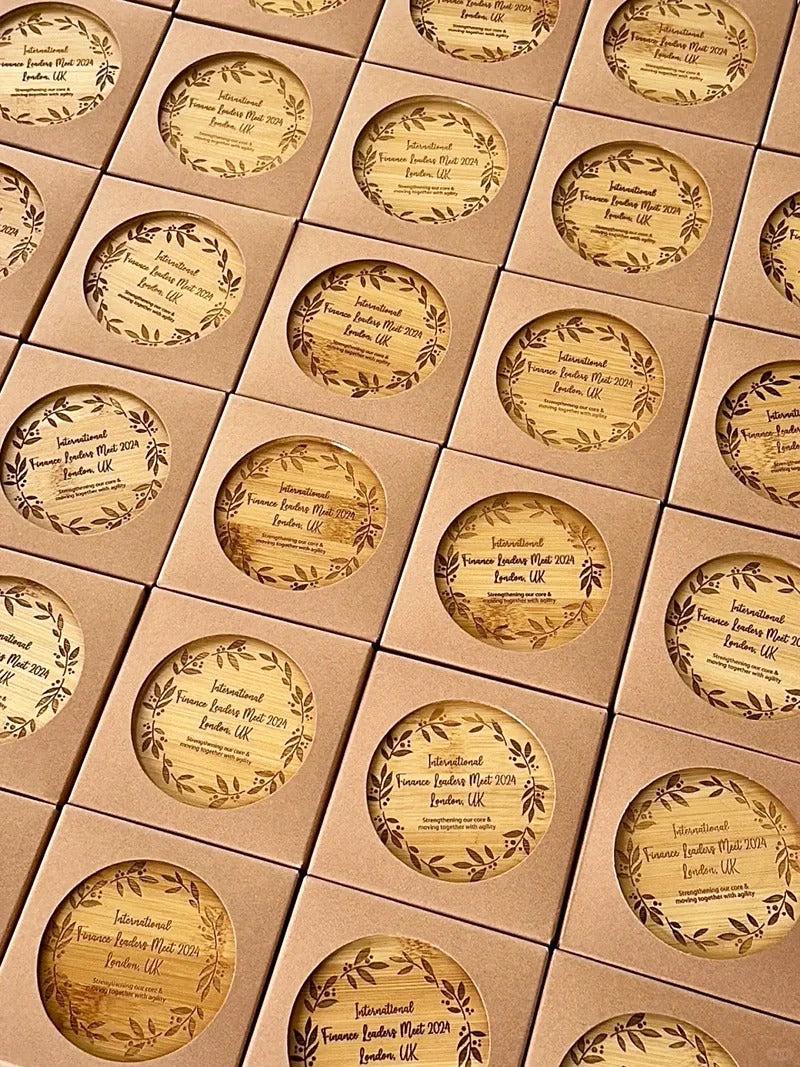 10 posavasos personalizados con nombre grabado, posavasos para regalos navideños y recuerdos de boda. 